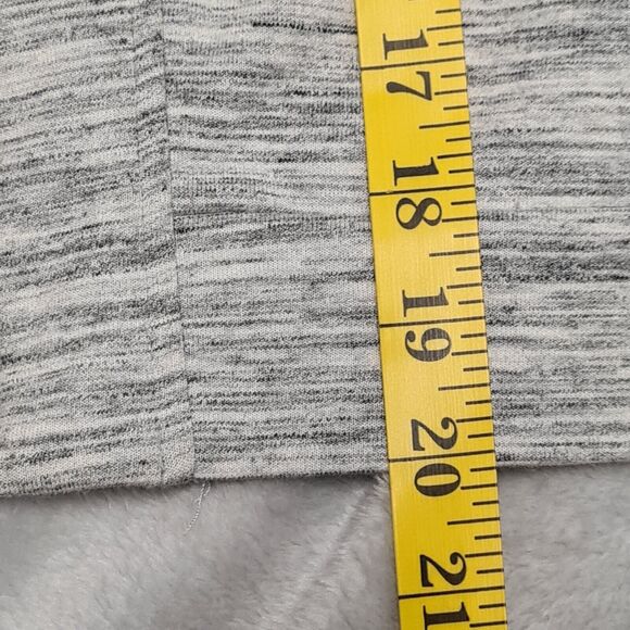 Fabletics Magnolia Cropped Jacket Size Large Zip Front Activewear Gray - Picture 10 of 11